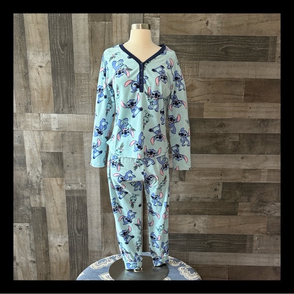Disney Stitch fleece pajamas small comfy pastel cartoon loungewear Disneyland - Picture 1 of 12